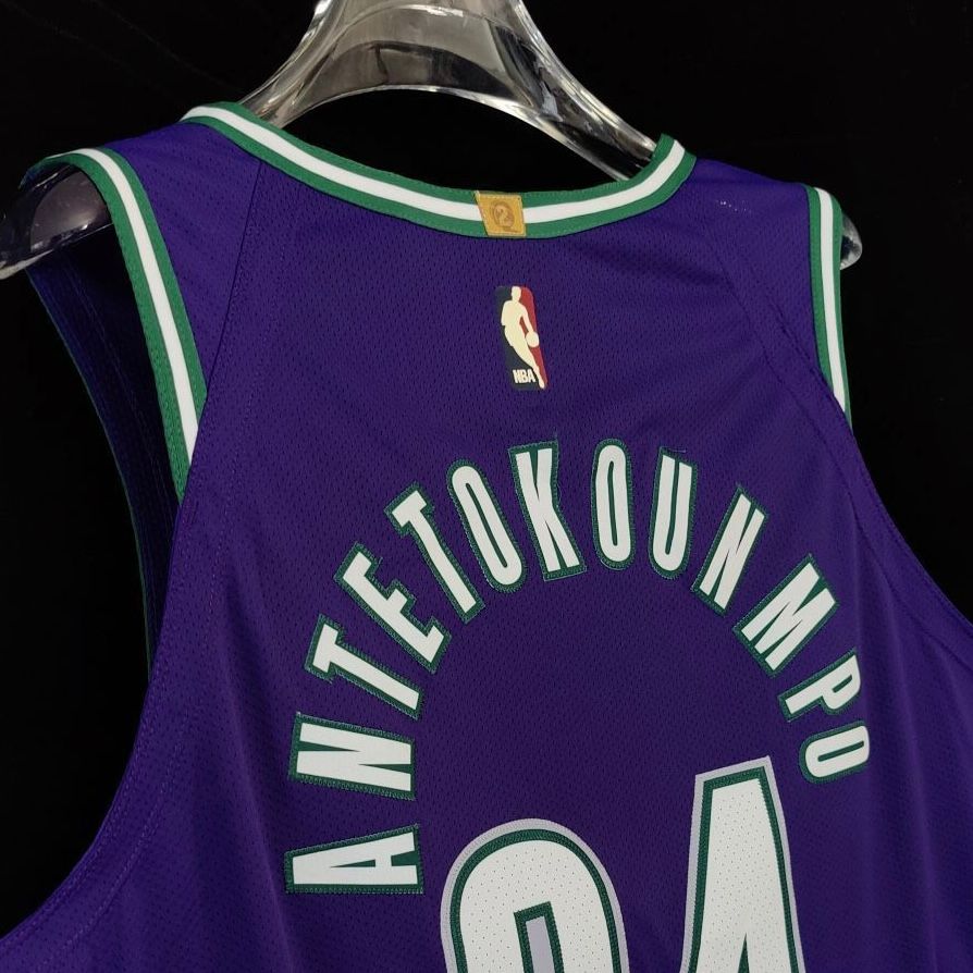 Camiseta Milwaukee Bucks - Classic Edition - 22/23 - Imagen 2