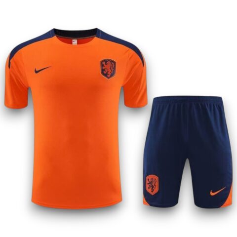 Conjunto Holanda 2024-2025 Local - Entrenamiento