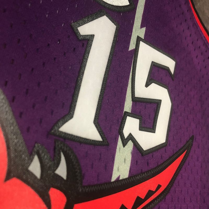 Camiseta Toronto Raptors Vince Carter Mitchell & Ness Swingman - Imagen 4