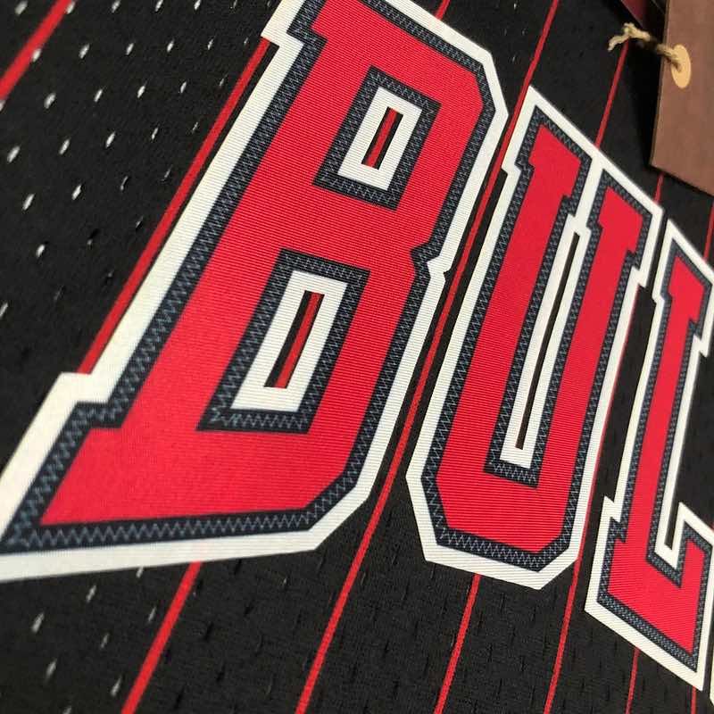 Camiseta Chicago Bulls Dennis Rodman Mitchell & Ness - Imagen 6
