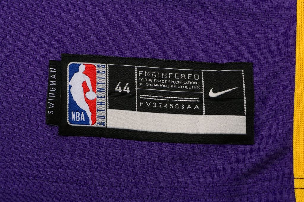 Camiseta Lakers Statement 2020/21 - Versión Jugador NBA - Imagen 2