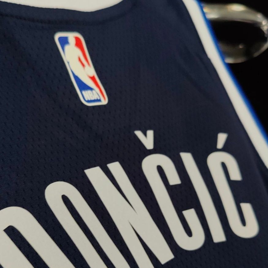 Camiseta Dallas Mavericks Statement Edition 22/23 | NBA Swingman - Imagen 6