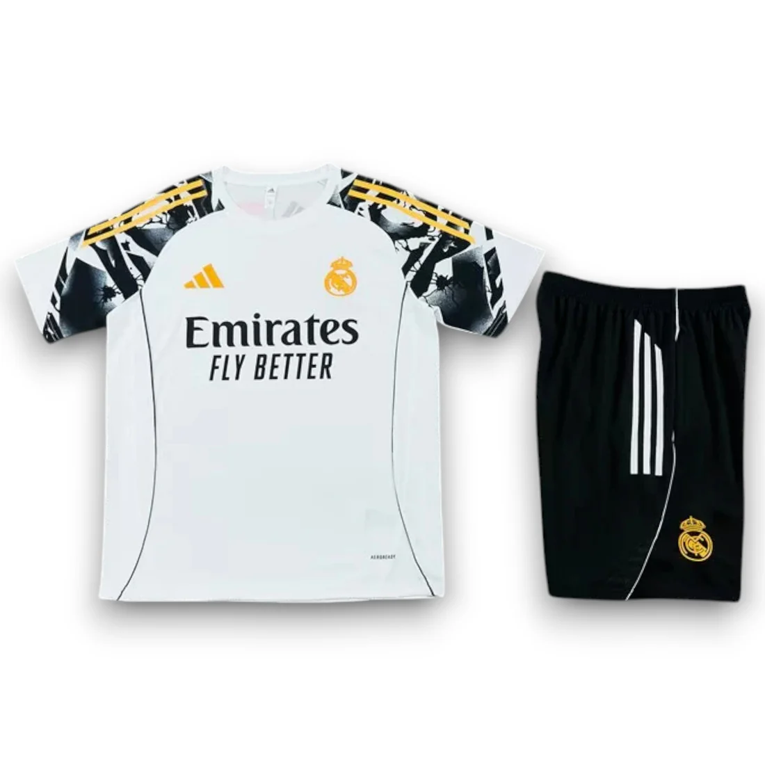 Conjunto Real Madrid x Marvel 2025-2026 White - Entrenamiento - Imagen 2