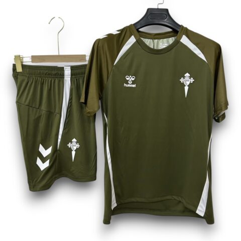 Conjunto Celta 2025-2026 - Entrenamiento