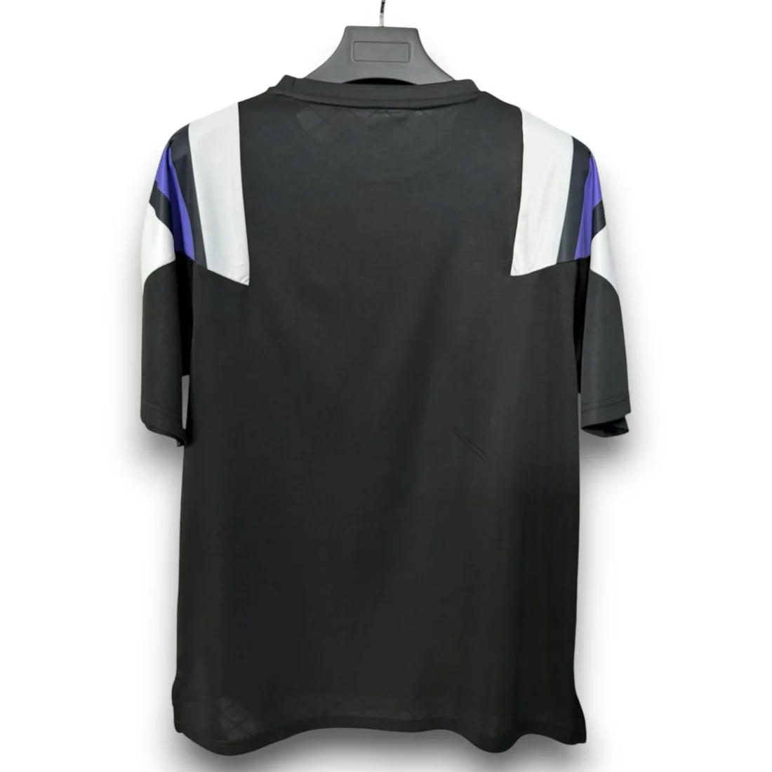 Camiseta Real Madrid 26-27 Versión EQT - Imagen 3