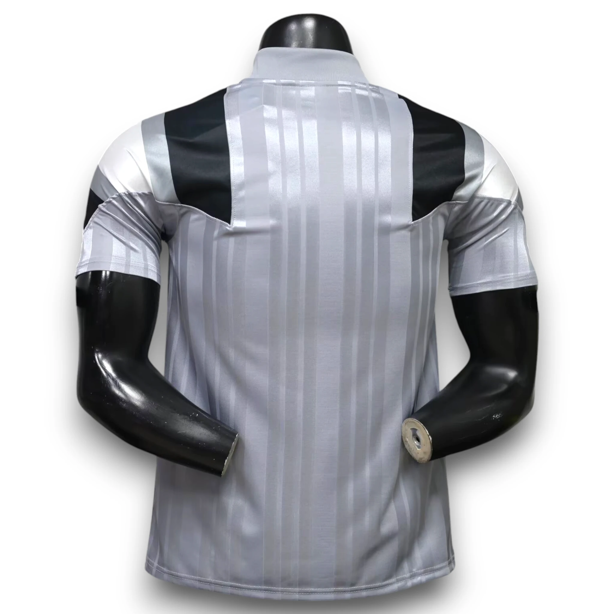 Camiseta Juventus 26-27 Grey EQT - Version Pro Player - Imagen 2